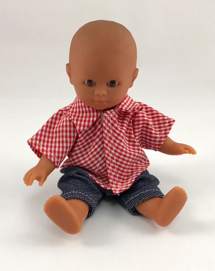 liten_docka_sitter-75478